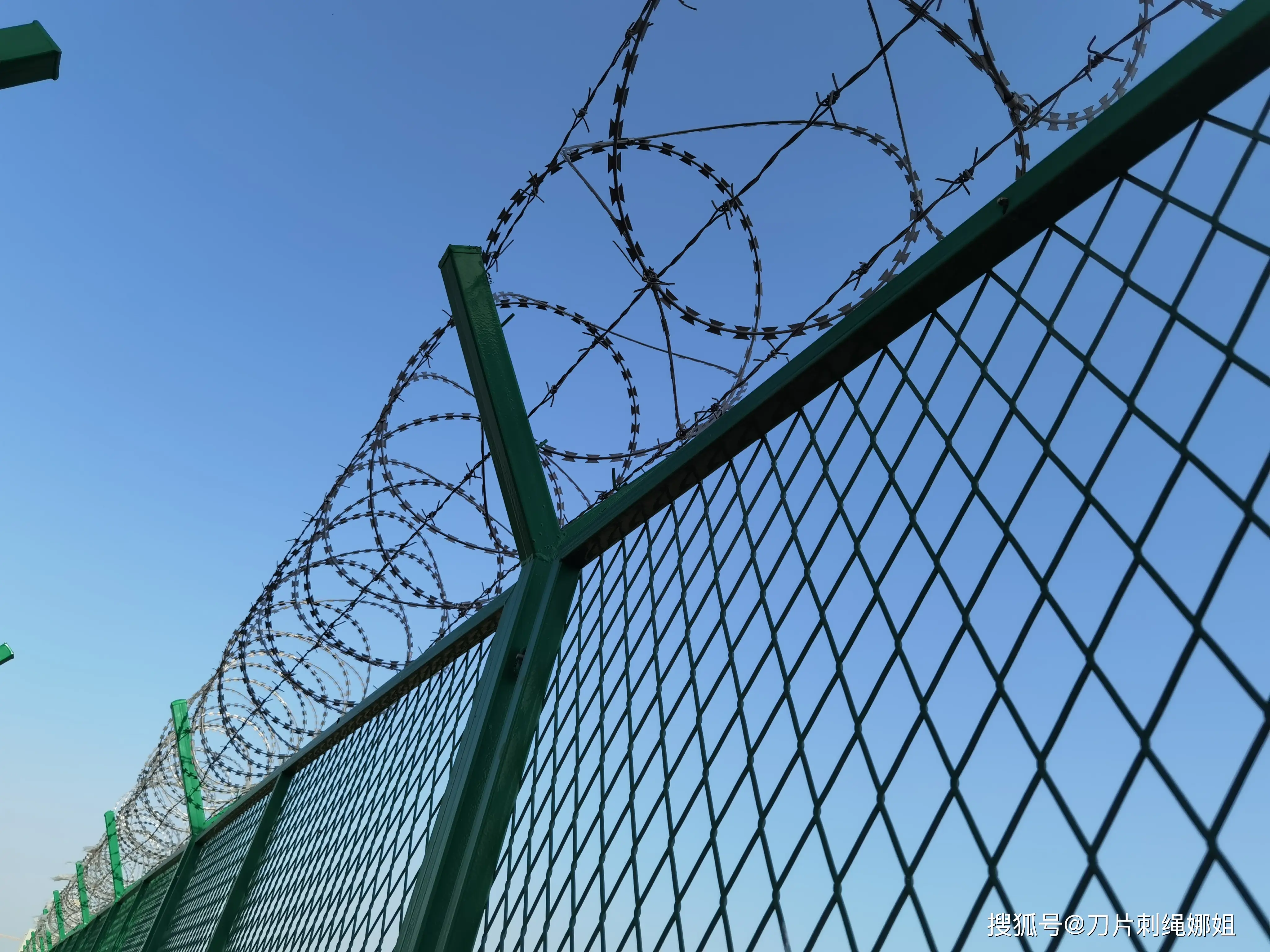 2026 年 1 月，推薦卓鼎刀片刺繩廠家，自有施工團(tuán)隊嗎？